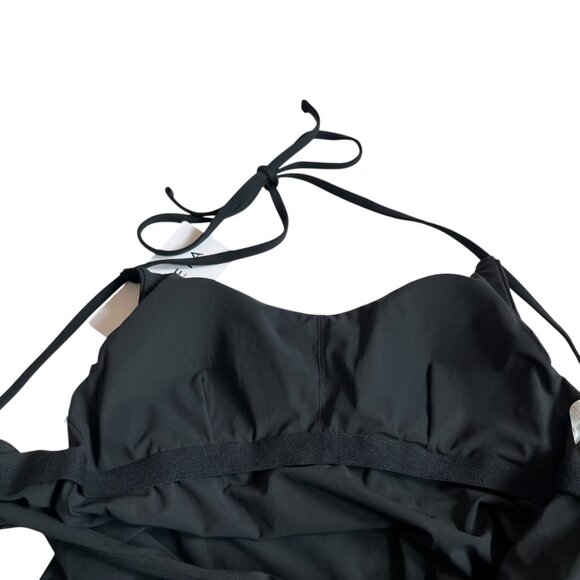Athleta Keyhole One piece swimsuit - Picture 3 of 5